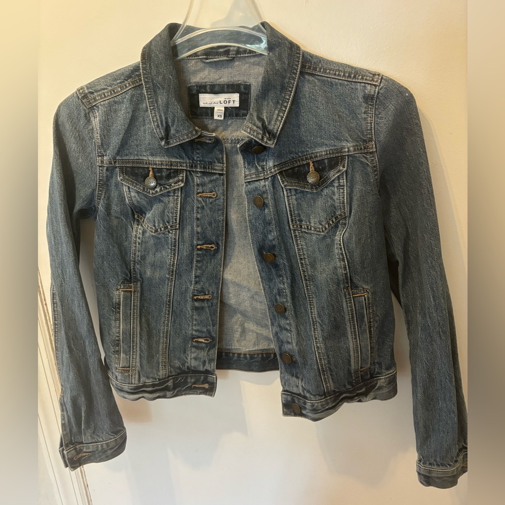 Ann Taylor Loft Demin jacket
